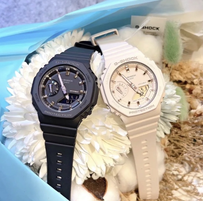 卡西欧女士双显式农家橡树手表