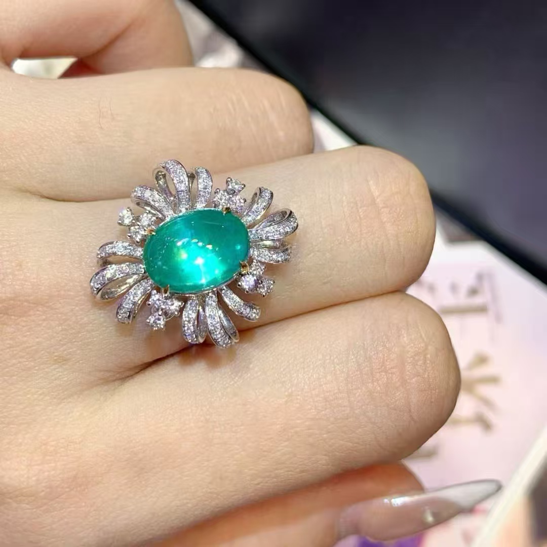 18K金钻石镶嵌 高端素面lagoon碧玺戒指 主石4.5克拉 色泽浓郁