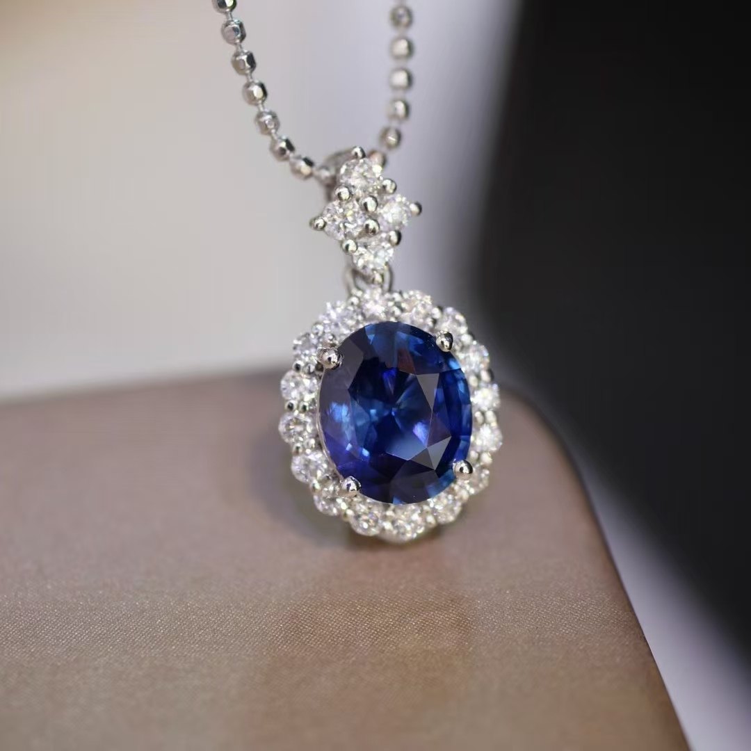 18K金钻石镶嵌 缅甸无烧蓝宝石吊坠 主石1.18克拉 优雅百搭款,珠宝/钻石/翡翠,颈饰,淘宝优惠券,粉丝福利购,淘宝优惠卷