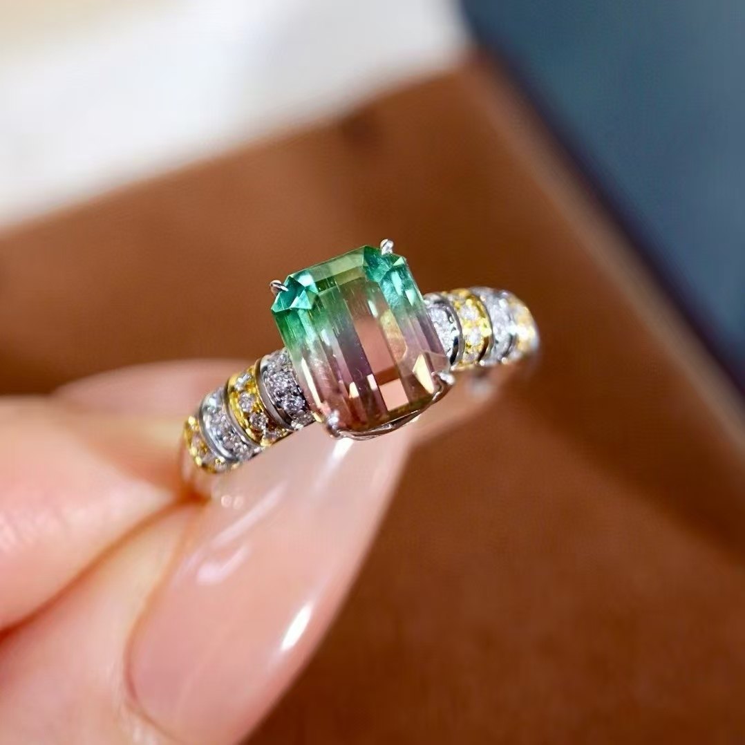 18K金钻石镶嵌 天然西瓜碧玺戒指 主石2.84克拉 晶体干净清澈见底,珠宝/钻石/翡翠,手饰,淘宝优惠券,粉丝福利购,淘宝优惠卷