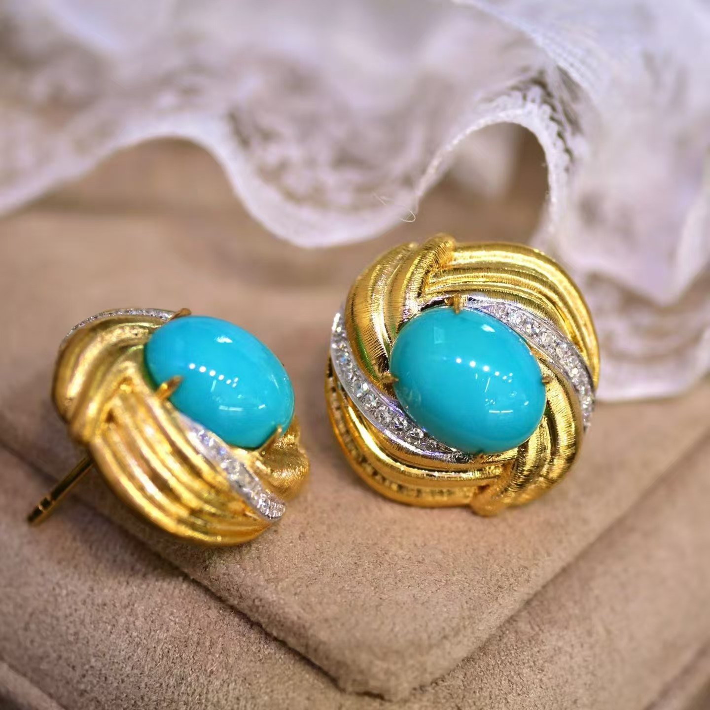 18K金钻石镶嵌 原矿无电解美松耳钉 主石5克拉意大利手工拉丝工艺