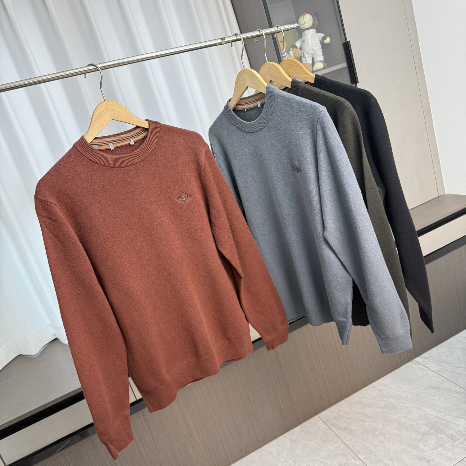 商务休闲百搭针织套头毛衣