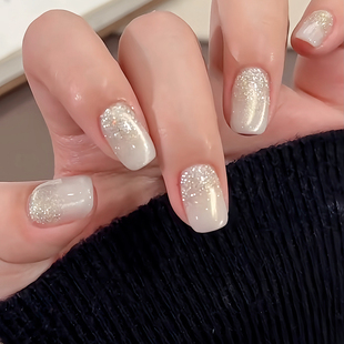 秋冬金灿灿碎钻渐变猫眼贵气千金风显白短款美甲穿戴甲高级感