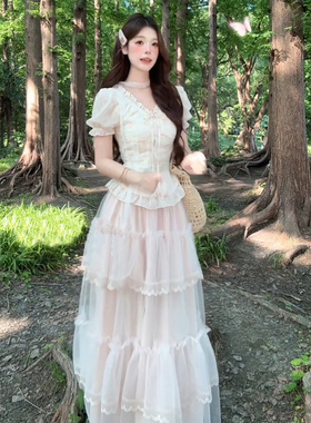 法式温柔甜美风V领收腰碎花上衣仙气风蓬蓬粉色半身裙纱裙夏季新