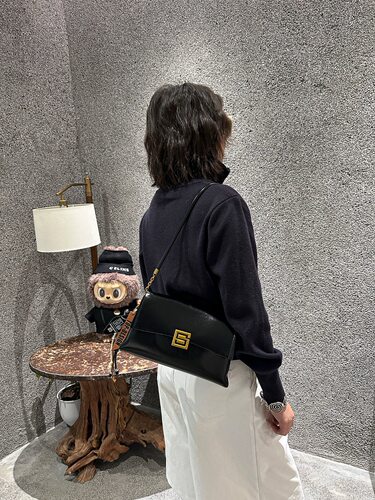 美缇女包翻盖百搭腋下单肩斜挎