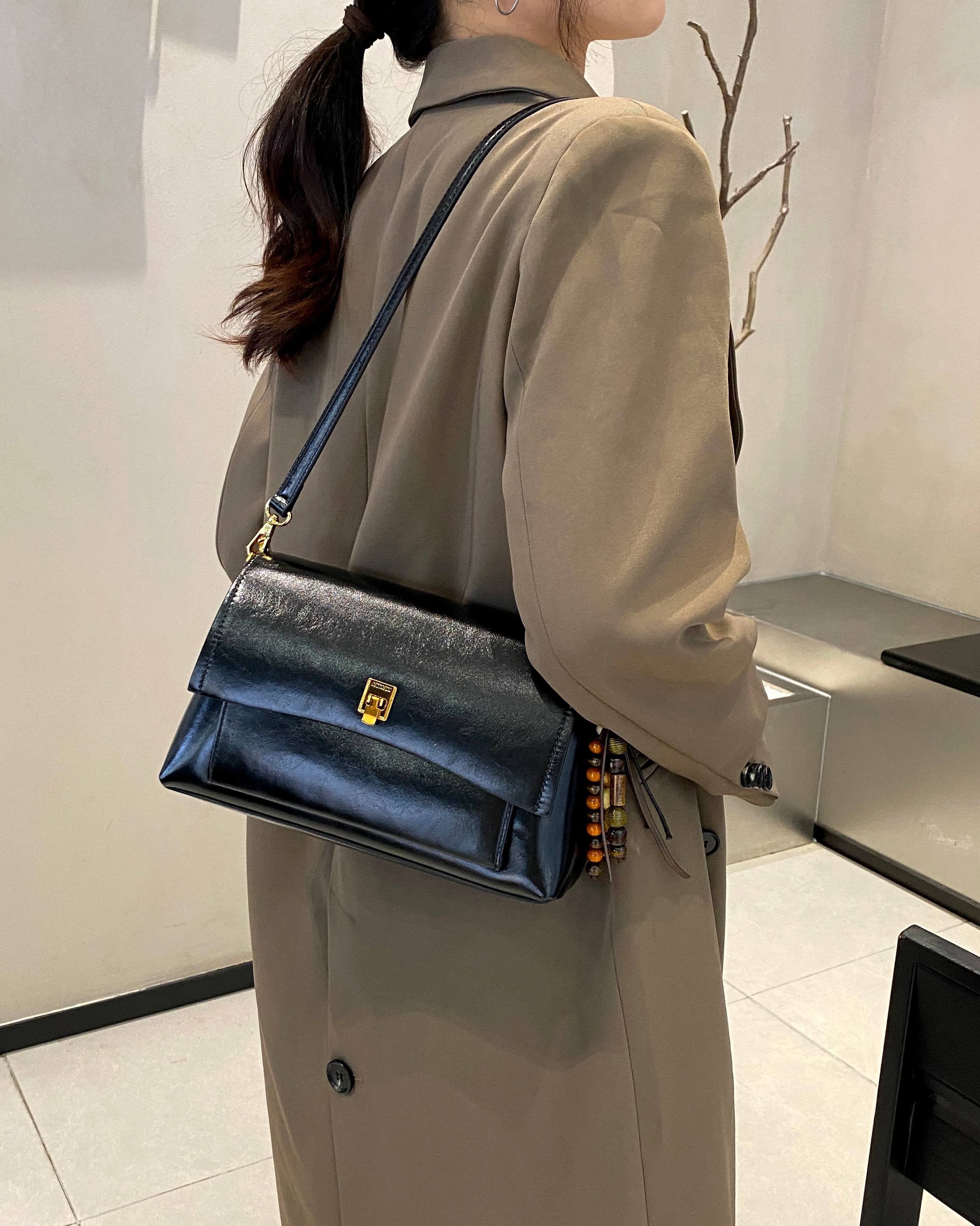 美缇女包小方腋下单肩斜挎百搭潮