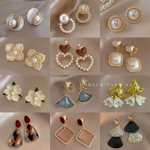 高级感轻奢耳夹无耳洞女款小众设计气质耳环法式复古珍珠耳钉耳饰