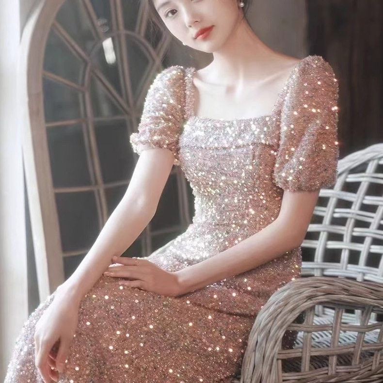 粉色晚礼服裙女2026新款轻奢小众图片