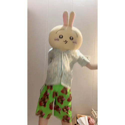 网红乌萨奇毛绒抱枕生日礼物
