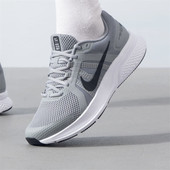 夏季 2运动鞋 新款 NIKE耐克男鞋 RUN SWIFT 缓震透气跑步鞋 CU3517