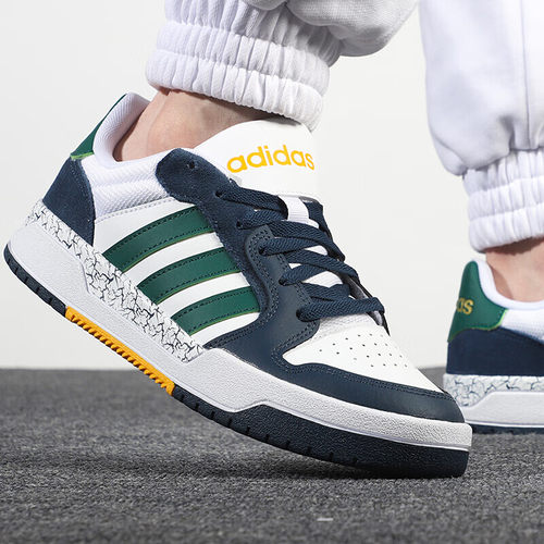 Adidas绿色板鞋休闲鞋