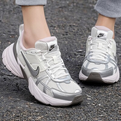 耐克NIKE女鞋夏季新款V2KRUN老爹鞋厚底运动跑步鞋网面鞋子FD0736