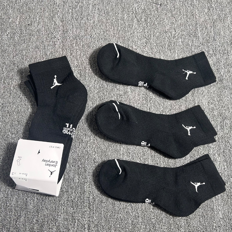 Jordan乔丹运动袜新款aj男女袜训练健身耐克篮球袜中筒跑步运动袜