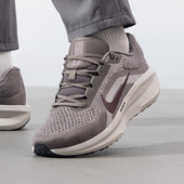 Nike耐克运动鞋 FJ9509 AIR透气缓震舒适褐色跑步鞋 男春夏新款 ZOOM