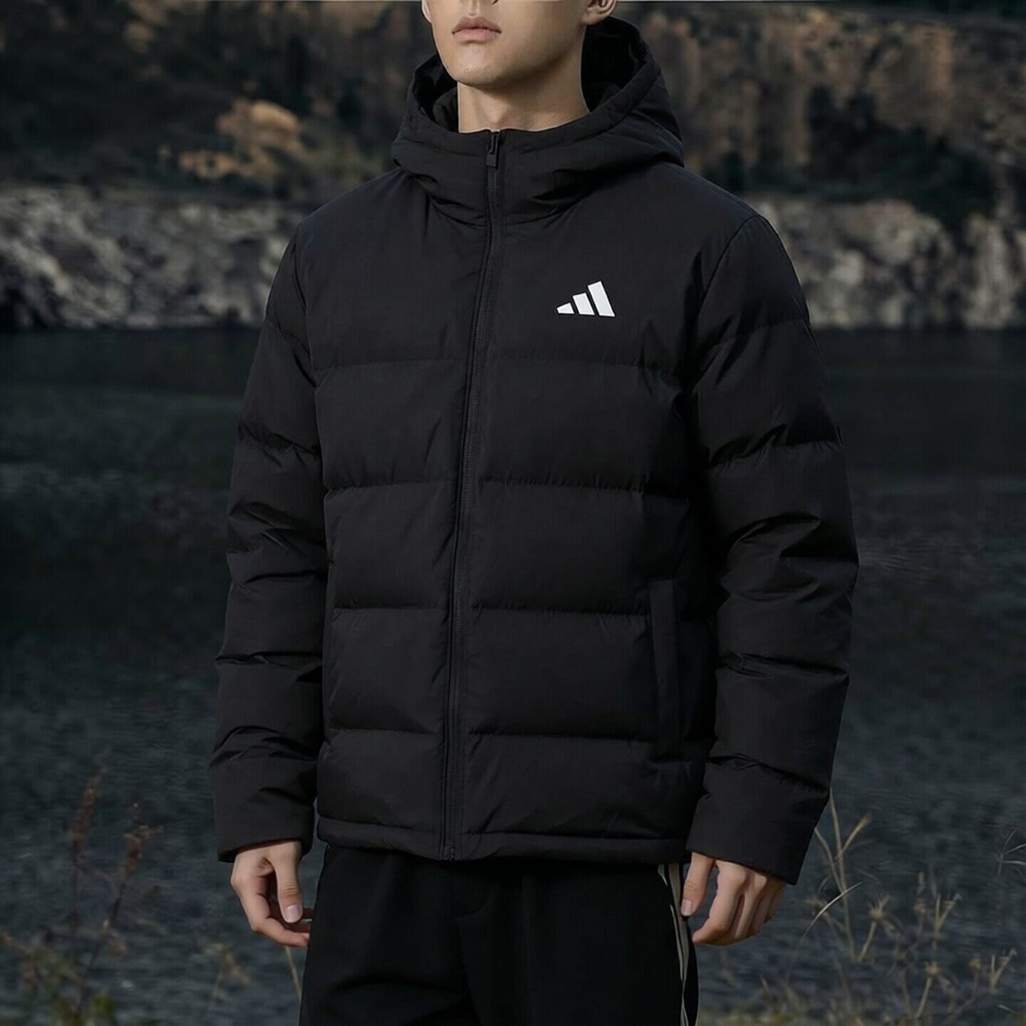阿迪达斯冬季新款运动加厚保暖羽绒服男士户外防风连帽羽绒外套