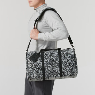 Jordan乔丹篮球单肩包2025春季新款大容量运动包男女斜挎包AJ提包