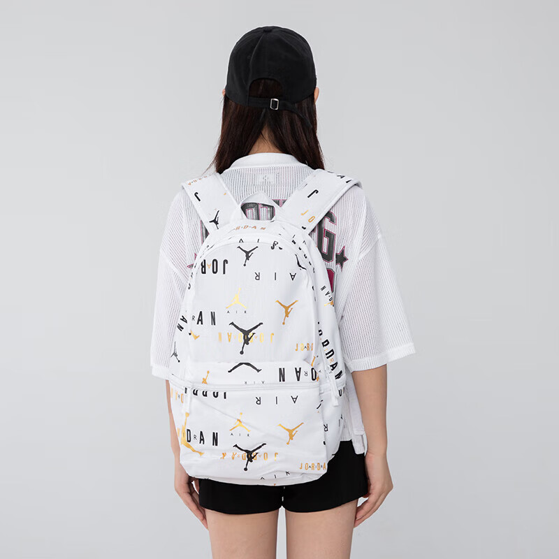 耐克浅色双肩包运动背包大容量