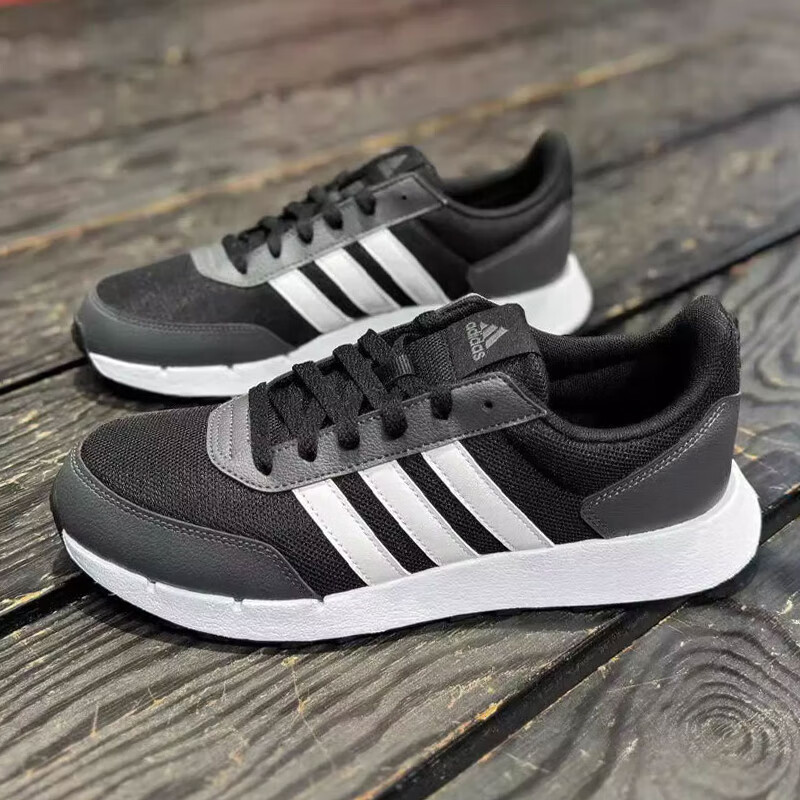 阿迪达斯男鞋秋季新款RUN50S简约复古运动休闲鞋跑步鞋男IF1553