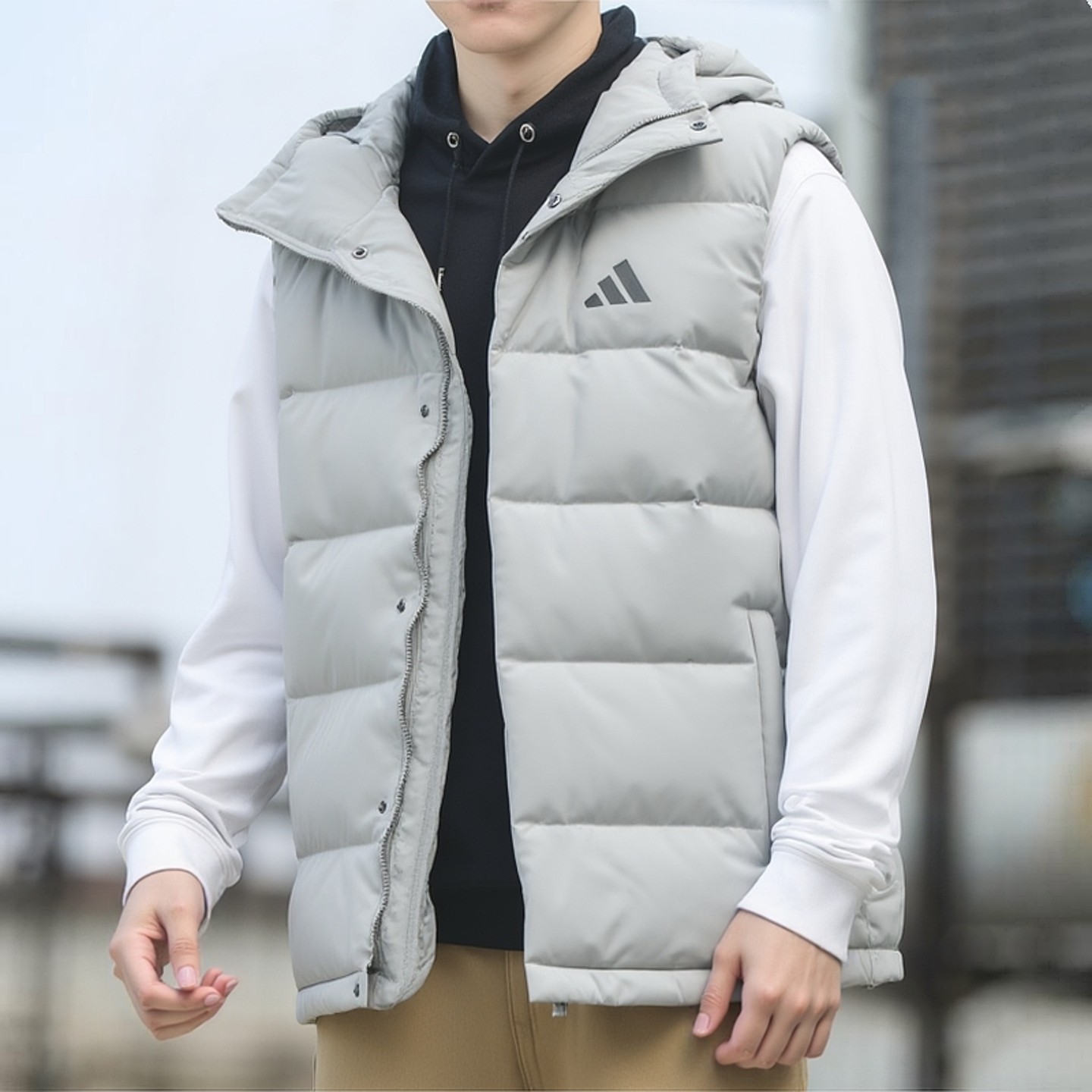 阿迪达斯灰色羽绒马甲男秋冬运动保暖背心休闲连帽无袖夹克外套,运动服/休闲服装,羽绒马甲,淘宝优惠券,粉丝福利购,淘宝优惠卷