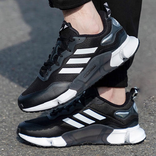 Adidas假一赔十暖风跑步鞋