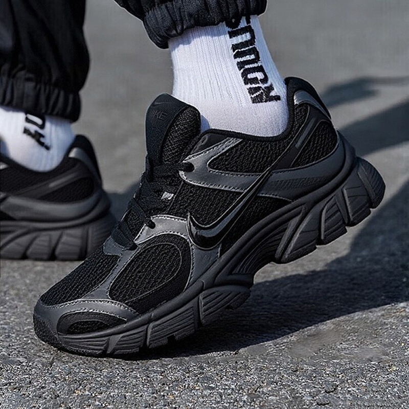 NIKE耐克运动男鞋夏季V5 RNR网面透气黑武士老爹鞋时尚潮流休闲鞋