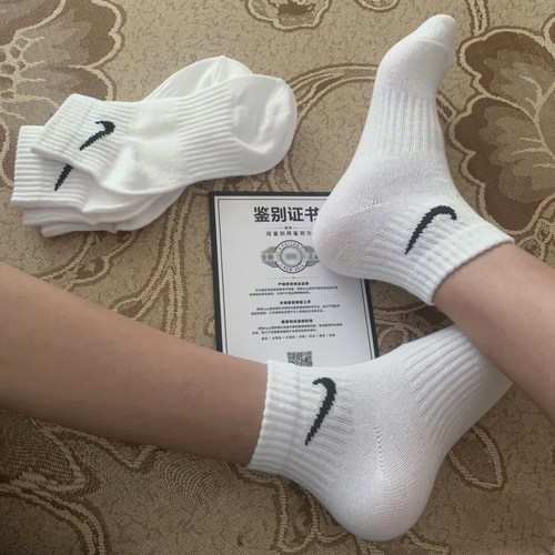 耐克男女中筒运动袜健身袜