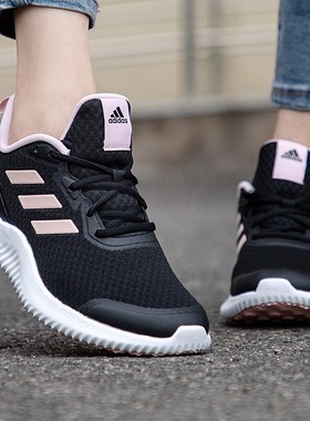 adidas阿迪达斯女子轻质运动鞋户外都市舒适缓震日常跑步鞋ID0352