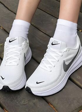 Nike耐克新款女运动鞋透气跑步鞋