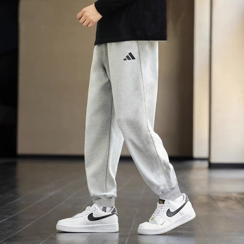 阿迪达斯灰色收口运动裤男裤春季新款休闲裤针织卫裤宽松篮球长裤