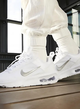 Nike耐克白色软底AIR MAX气垫跑步鞋女正品防滑运动休闲鞋DV5695