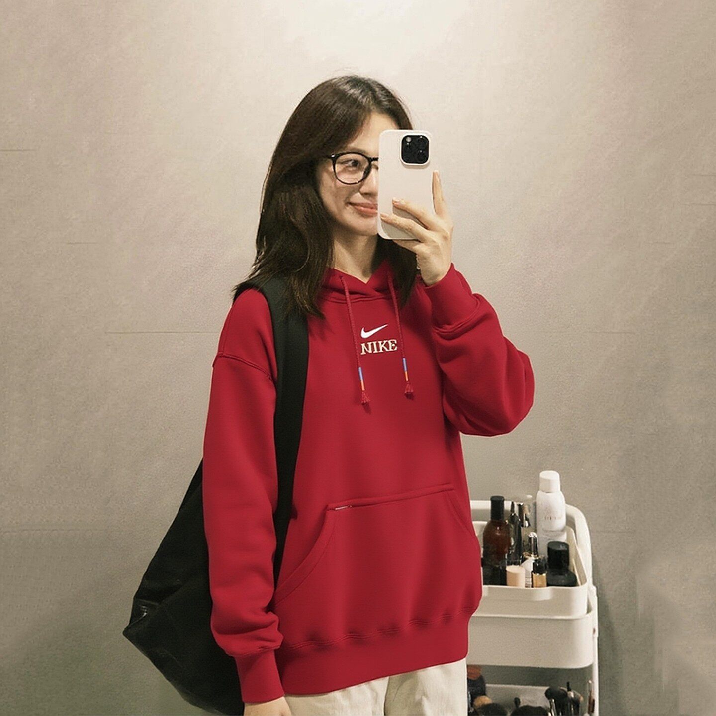 本命年红色连帽卫衣耐克女装厚保暖宽松大码套头衫新年款运动外套