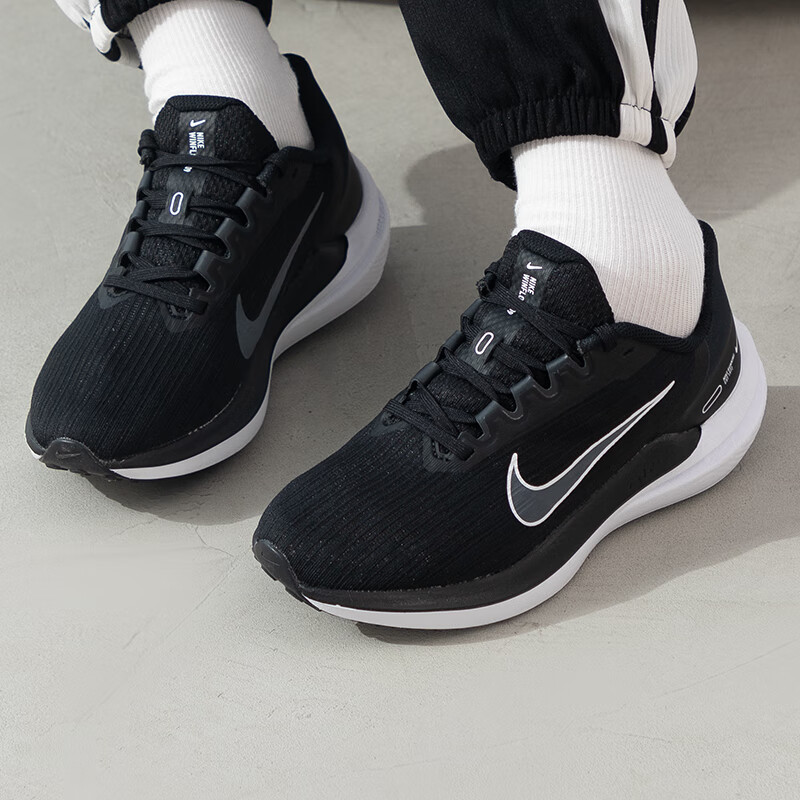 NIKE耐克女鞋新款透气运动鞋全掌AIR ZOOM气垫缓震跑步鞋DD8686