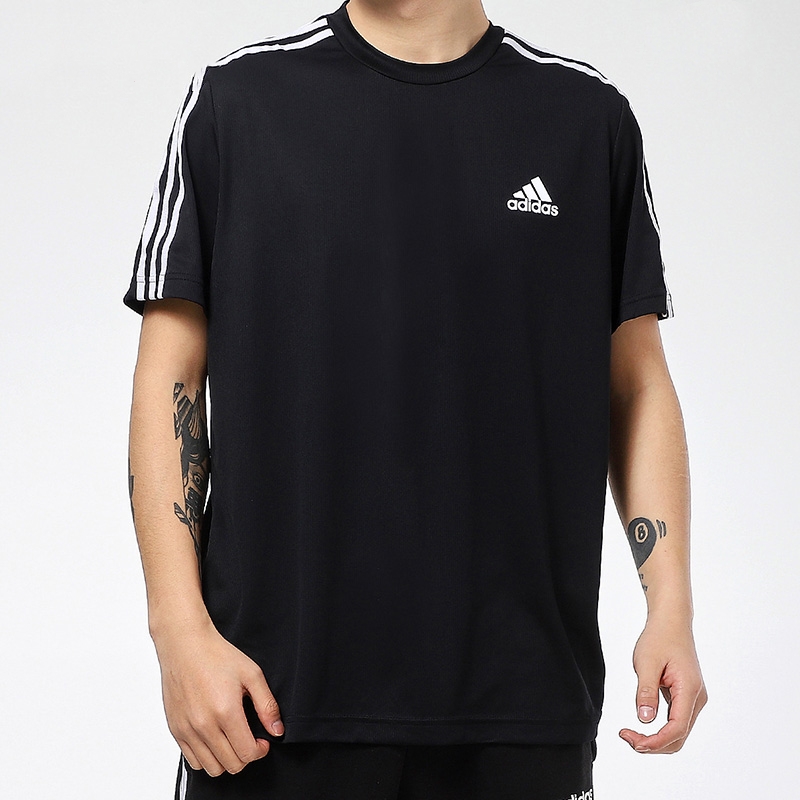 阿迪达斯黑色纯棉透气短袖T恤