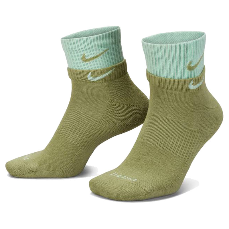 耐克秋季新款叠层中筒袜