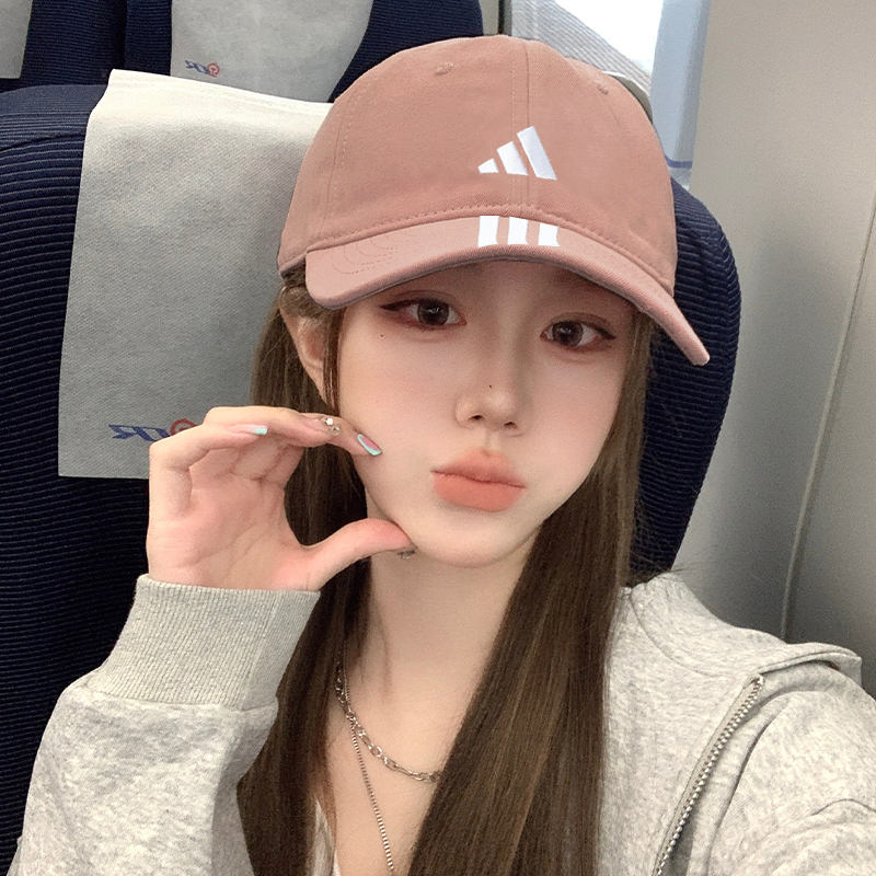 阿迪达斯粉色帽子女冬季新款遮阳帽甜妹鸭舌帽运动棒球帽JP0389
