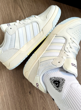 阿迪达斯女鞋夏季新款撞色小白鞋TENIS HOOPS低帮复古板鞋JP9963