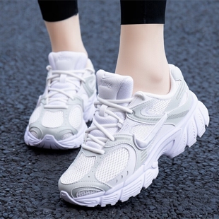 Nike耐克白色网面透气跑步鞋女鞋轻便软底减震运动鞋厚底休闲鞋