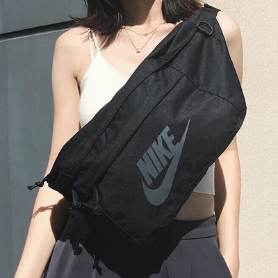 腰包胸包斜挎包跑步运动包耐克