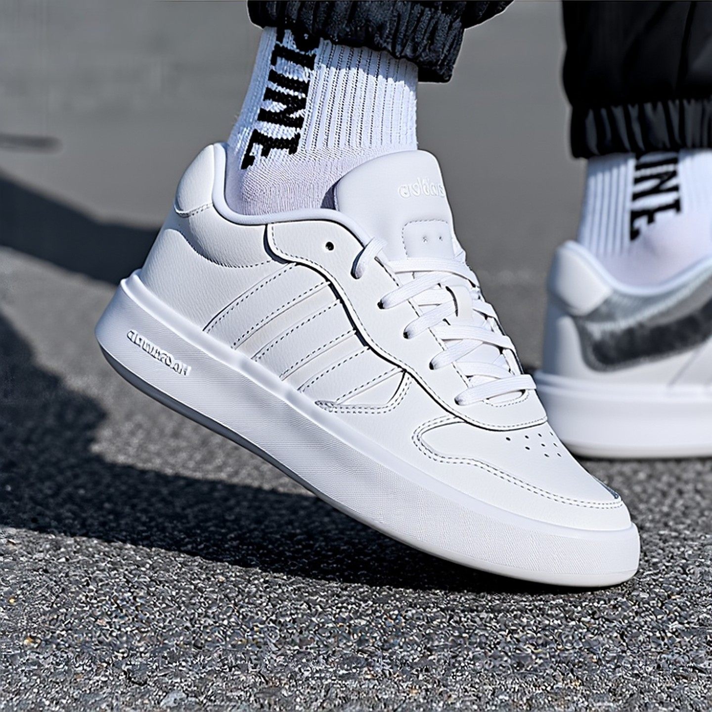 阿迪达斯小白鞋男鞋新款运动鞋子轻便低帮网球鞋时尚百搭休闲板鞋