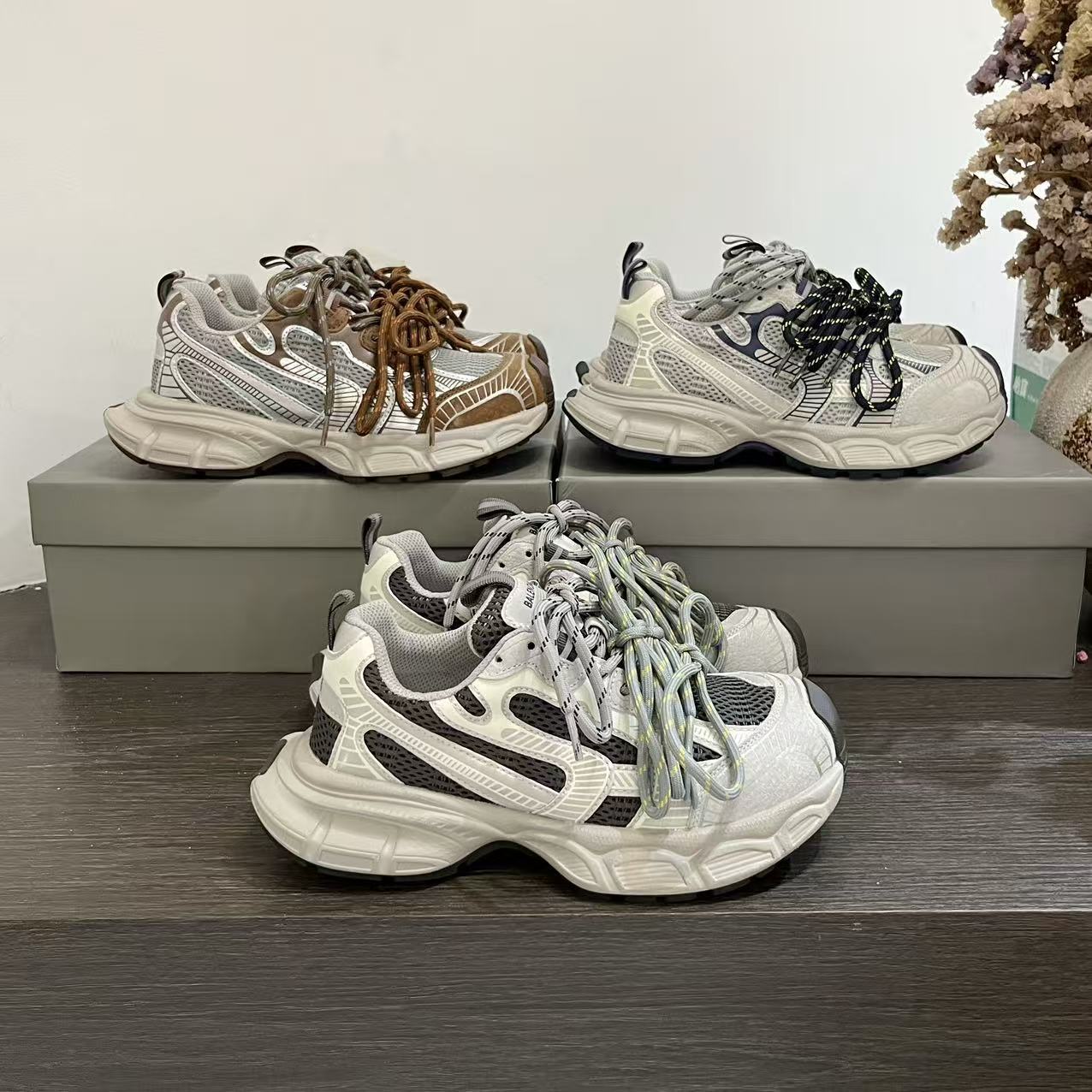 真皮欧洲站厚底巴黎双系带撞色老爹鞋女2025秋季新款休闲运动减震