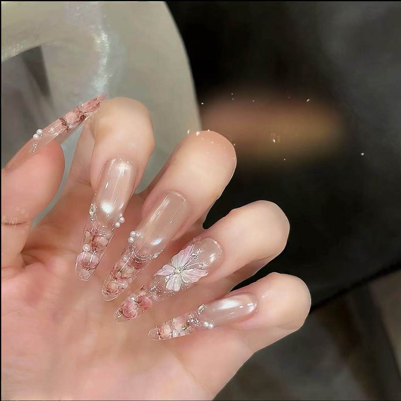 【桃粉落蝶】轻奢显白纯手工穿戴甲光疗甲冰透渐变美甲四季流行