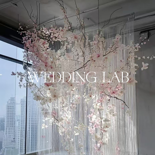 置摆饰婚礼艺术装 置美陈装 饰橱窗陈列商业美陈 饰背景装 浅粉色装