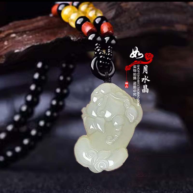 和田玉招财貔貅玉石吊坠