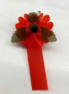 殡葬用品 红色中号胸花 追悼会白事用品厂家