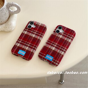 ins韩系红格纹标签绒布适用iphone16promax苹果15手机壳14pm新款13pro少女心12甜酷网红全包防摔软高级感秋冬