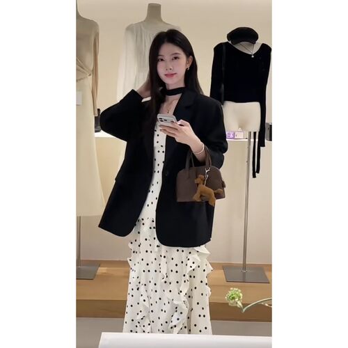 黑色通勤西装外套女波点裙套装