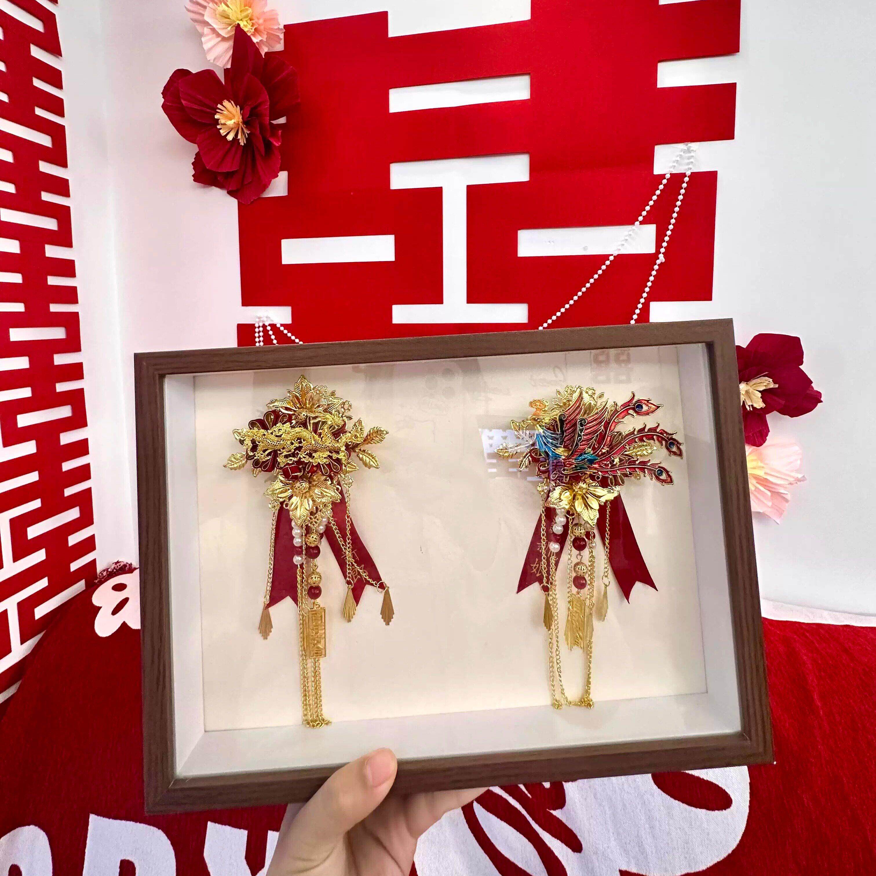 【特别的新婚礼物】龙凤胸花套装新郎新娘高级感婚礼胸针收纳相框