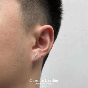 Chrome Leather小眾高級(jí)感刀鋒設(shè)計(jì)s925純銀耳釘精致百搭耳飾潮男