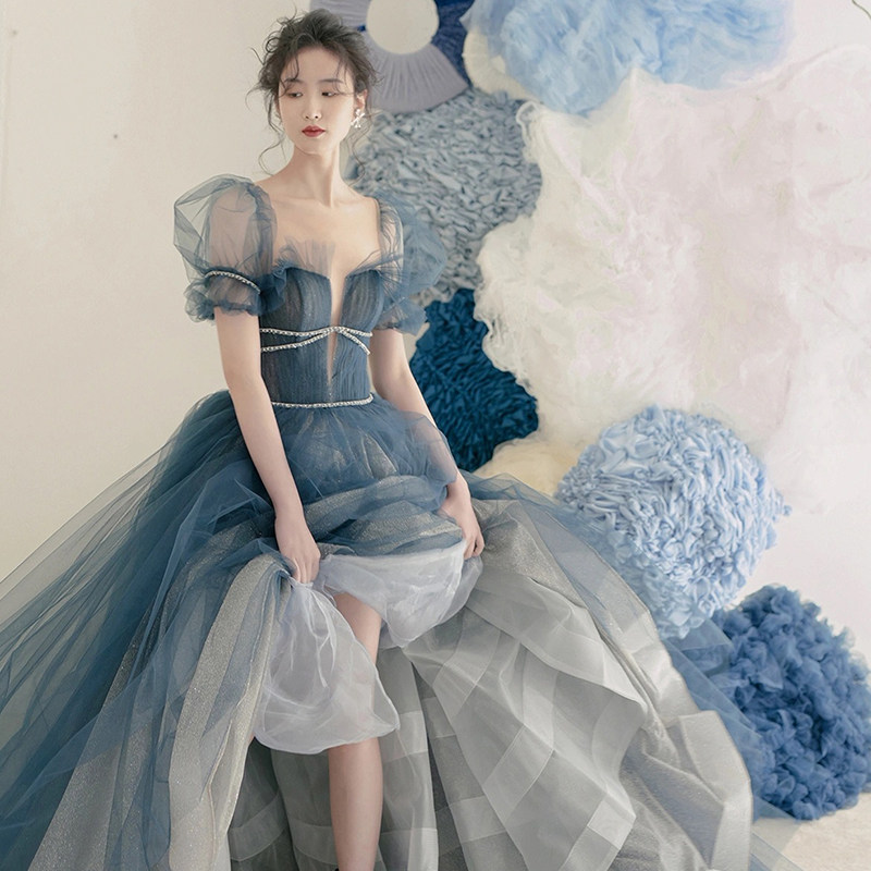 蓝色晚礼服裙女2022新款生日公主名媛高端轻奢小众法式主持人婚纱
