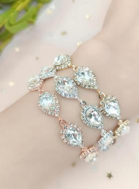 白色水晶水滴手链爪链手镯时尚简约欧美百搭通勤手饰品女三个颜色